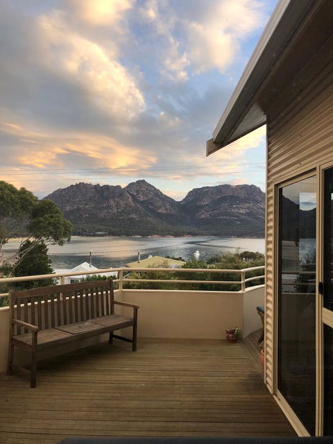 Freycinet Beach House - Airlie Beach Holiday 4
