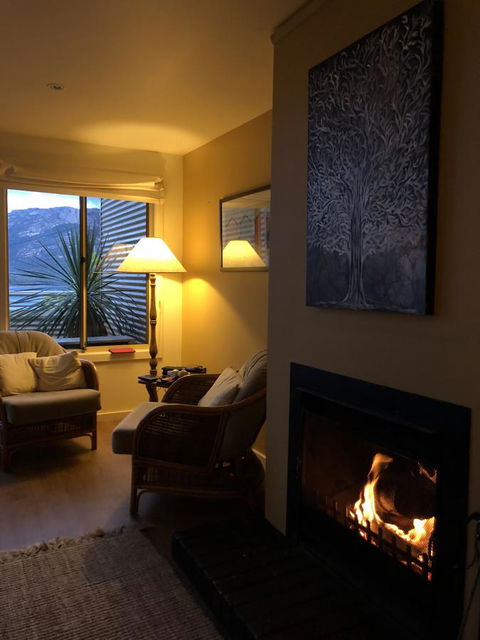 Freycinet Beach House - Airlie Beach Holiday 5
