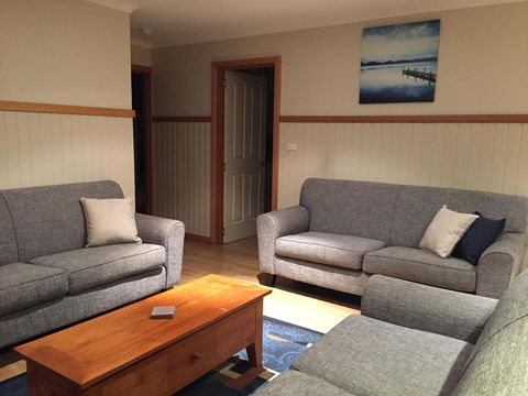 White Sands Estate Unit 24 - Airlie Beach Holiday 6