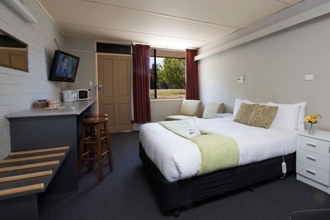 24HourCheck-In- Bridgewater Motel-Victoria-Australia - Airlie Beach Holiday 0