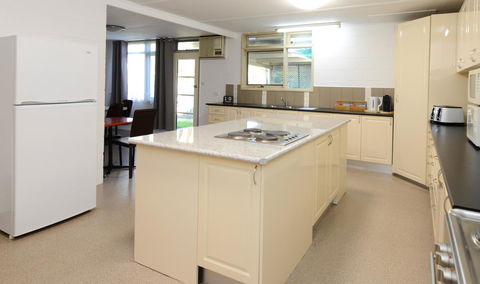 24HourCheck-In- Bridgewater Motel-Victoria-Australia - Airlie Beach Holiday 13
