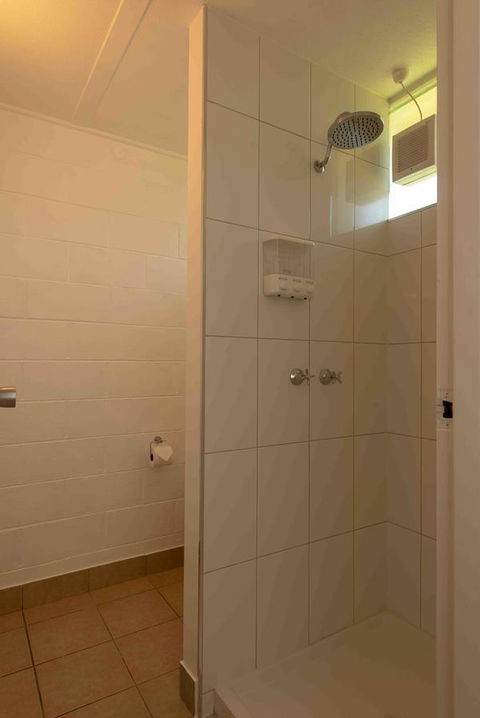 24HourCheck-In- Bridgewater Motel-Victoria-Australia - Airlie Beach Holiday 18