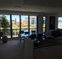 Geelong Waterfront Penthouse Apartment - Airlie Beach Holiday