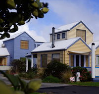 Rayville Boat Houses - Airlie Beach Holiday