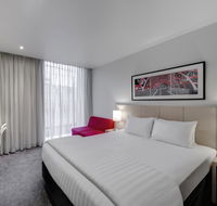 Travelodge Hotel Melbourne Docklands - Airlie Beach Holiday