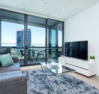 Wyndel Apartments - Riverside On Collins - Airlie Beach Holiday