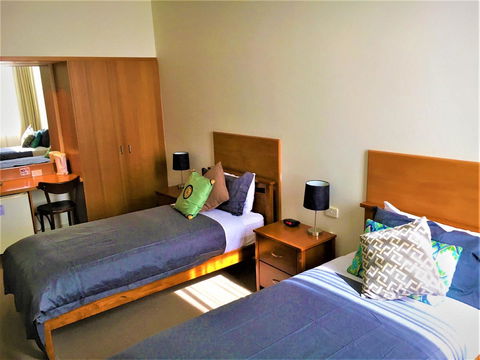 Plough Hotel - Airlie Beach Holiday 8