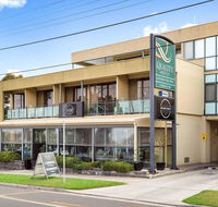 Quality Hotel Bayside Geelong - Airlie Beach Holiday