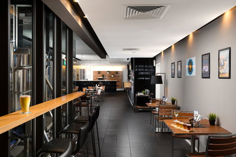 Atura Dandenong - Airlie Beach Holiday 26