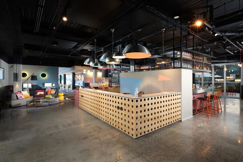 Atura Dandenong - Airlie Beach Holiday 20