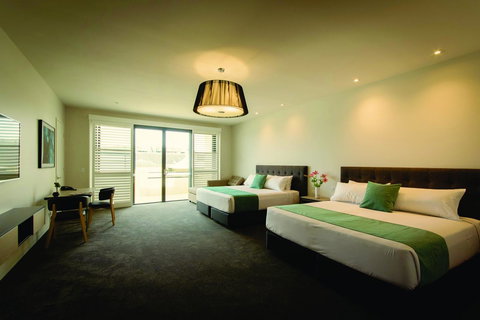 Rye Hotel By Nightcap Plus - Airlie Beach Holiday 1
