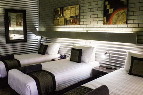 The Olive Tree Motel - Airlie Beach Holiday 3