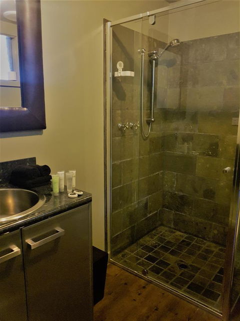 The Olive Tree Motel - Airlie Beach Holiday 12