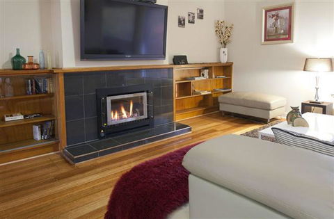 Lake Wendouree Luxury Apartments - Airlie Beach Holiday 0
