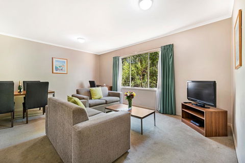 Punt Road Apartment Hotel - Airlie Beach Holiday 0