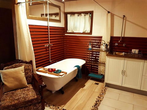 The Cabin - Airlie Beach Holiday 2