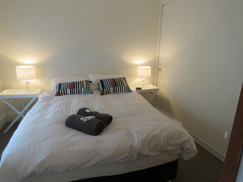 The Cottage South Hobart - Airlie Beach Holiday 2