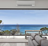 The Cube - Striking Architectural Showpiece - Airlie Beach Holiday