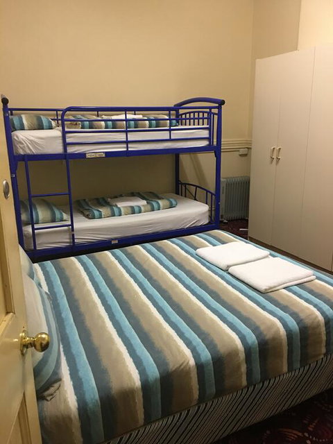 The Formby Hotel - Airlie Beach Holiday 3