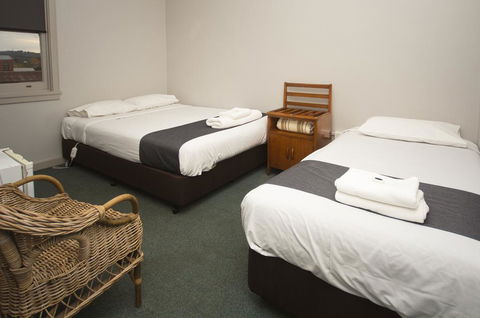 The George Hotel - Airlie Beach Holiday 2