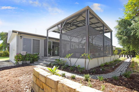 The Jetty - Airlie Beach Holiday 0