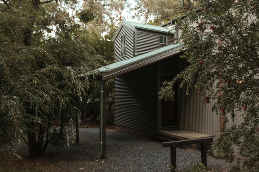 Halls Gap VIC Airlie Beach Holiday