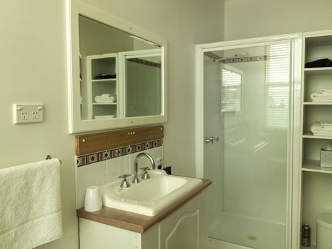 The Madsen Boutique Hotel - Airlie Beach Holiday 1