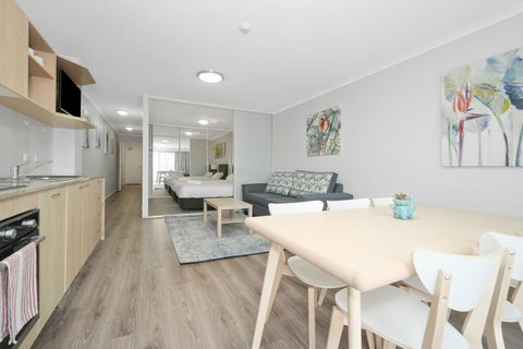 The Nesuto, Unit 618 - Airlie Beach Holiday 1