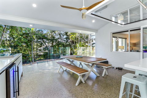 The Perfect Pet Friendly Escape, Sunshine Beach - Airlie Beach Holiday 1