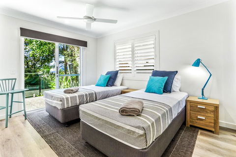 The Perfect Pet Friendly Escape, Sunshine Beach - Airlie Beach Holiday 2