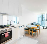 The Platinum Apartment in Melbourne - Airlie Beach Holiday