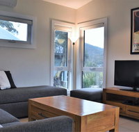 The Retreat - Crackenback Resort - Airlie Beach Holiday