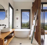 The Ridge Eco-Cabin A Secret place to slow down - Airlie Beach Holiday