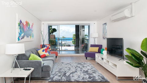 The Shoal Apartments, Unit 201/4-8 Bullecourt Street - Airlie Beach Holiday 0