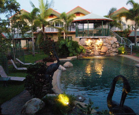 Tinaroo Lake Resort - Airlie Beach Holiday 0
