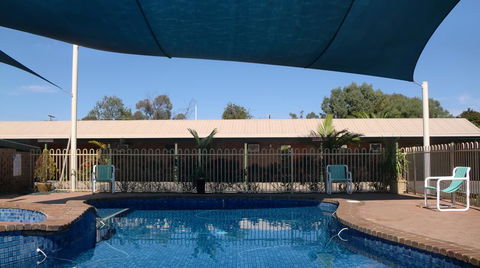 Tooleybuc Motel - Airlie Beach Holiday 0