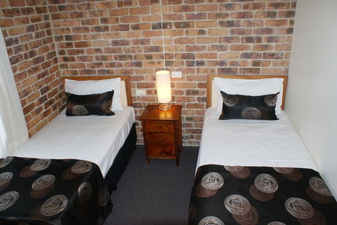 Toowong Villas - Airlie Beach Holiday 2