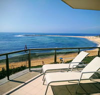 Toowoon Bay Beachfront Apartment - Airlie Beach Holiday