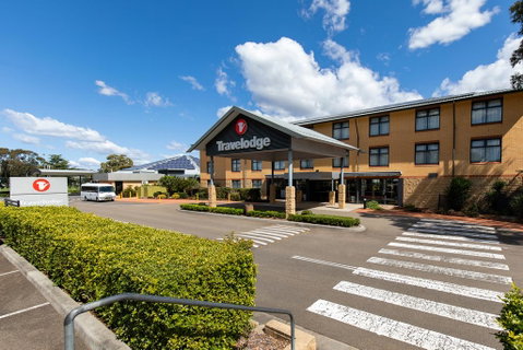 Travelodge Hotel Blacktown Sydney - Airlie Beach Holiday 0