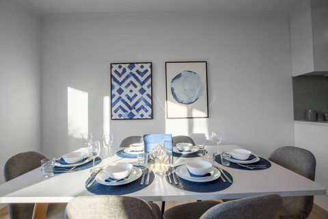 Trendy Sweet Home 4Beds@Blackburn South - Airlie Beach Holiday 1