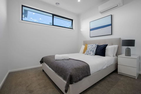 Trendy Sweet Home 4Beds@Blackburn South - Airlie Beach Holiday 3
