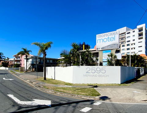 Tropicana Motel - Airlie Beach Holiday 1