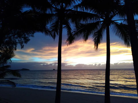 Turtle Reef Bed & Breakfast Cairns - Airlie Beach Holiday 1