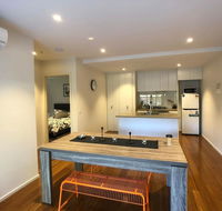 Two Brand New Bedrooms in the Sunlight Area - Airlie Beach Holiday