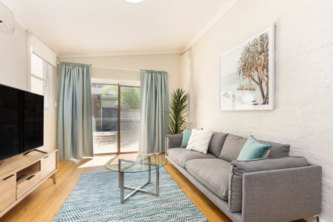 Ultimo 1 Bedroom House With Parking - Nice And Quiet - Airlie Beach Holiday 1