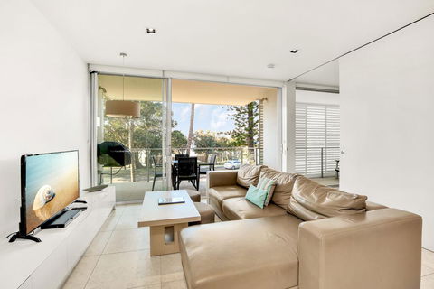 Unit 106 Plantation Resort - Rainbow Beach, Walk To Beach, Views, Aircon, Pool, Plantation Resort - Airlie Beach Holiday 0