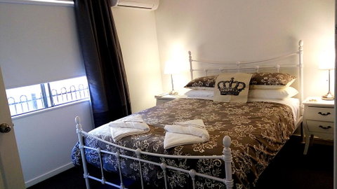 Victoria At Redcliffe Bed & Breakfast - Airlie Beach Holiday 2