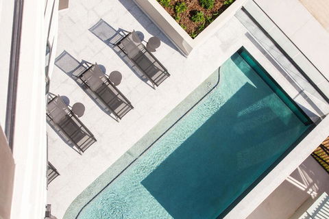 Vue Broadbeach - Airlie Beach Holiday 0