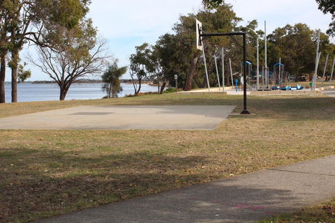 Water Lover's Haven - Airlie Beach Holiday 2