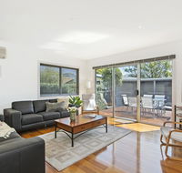 Bask at The Glade - Rejuvenate Stays - Airlie Beach Holiday